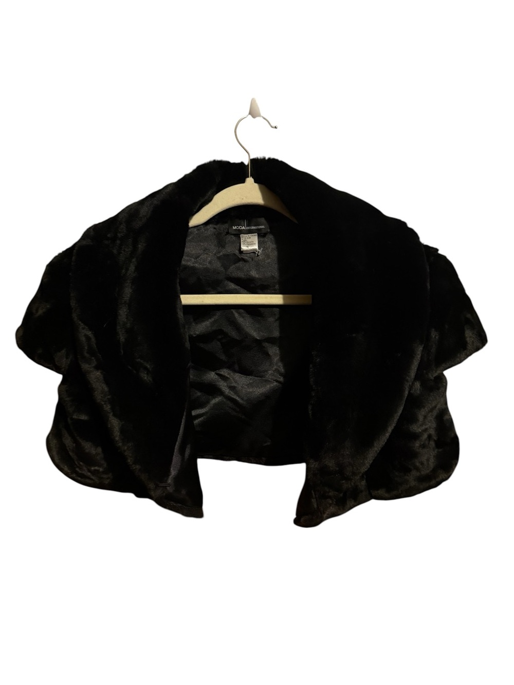 Moda international Black Faux Fur Shrug Jacket -bolero open front Luxe winter s